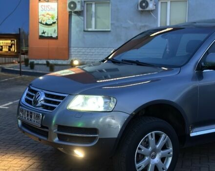 Серый Фольксваген Туарег, объемом двигателя 3 л и пробегом 340 тыс. км за 5350 $, фото 8 на Automoto.ua