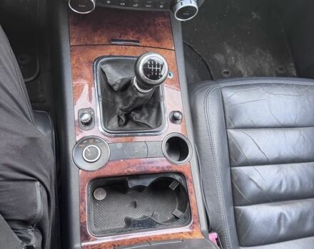 Серый Фольксваген Туарег, объемом двигателя 2.5 л и пробегом 354 тыс. км за 4499 $, фото 11 на Automoto.ua