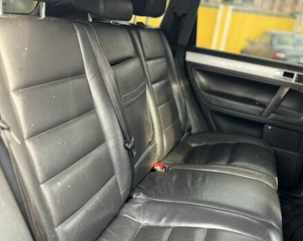 Серый Фольксваген Туарег, объемом двигателя 0 л и пробегом 200 тыс. км за 3600 $, фото 10 на Automoto.ua