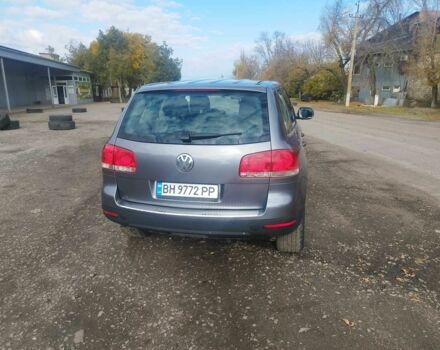 Серый Фольксваген Туарег, объемом двигателя 3 л и пробегом 450 тыс. км за 10900 $, фото 8 на Automoto.ua