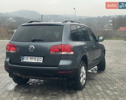 Серый Фольксваген Туарег, объемом двигателя 2.97 л и пробегом 272 тыс. км за 8700 $, фото 6 на Automoto.ua