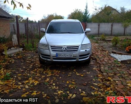 Серый Фольксваген Туарег, объемом двигателя 3.2 л и пробегом 400 тыс. км за 4900 $, фото 8 на Automoto.ua