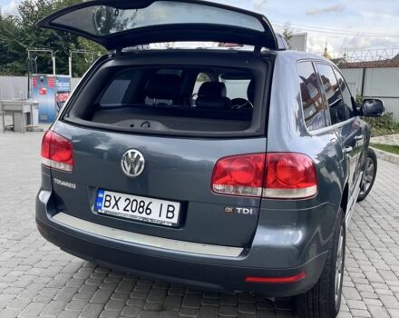 Сірий Фольксваген Туарег, об'ємом двигуна 2.5 л та пробігом 300 тис. км за 6800 $, фото 13 на Automoto.ua