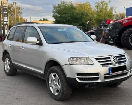 Серый Фольксваген Туарег, объемом двигателя 2.5 л и пробегом 354 тыс. км за 4499 $, фото 2 на Automoto.ua