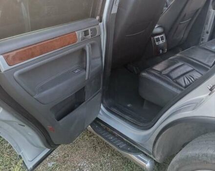 Сірий Фольксваген Туарег, об'ємом двигуна 3.19 л та пробігом 290 тис. км за 8000 $, фото 1 на Automoto.ua