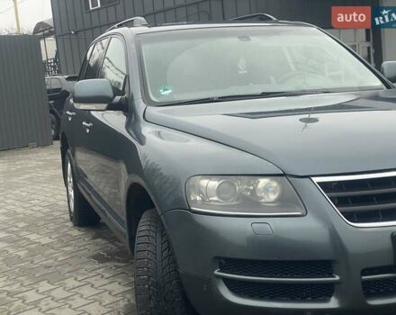 Серый Фольксваген Туарег, объемом двигателя 2.97 л и пробегом 272 тыс. км за 8700 $, фото 12 на Automoto.ua