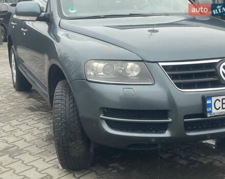 Серый Фольксваген Туарег, объемом двигателя 2.97 л и пробегом 272 тыс. км за 8700 $, фото 13 на Automoto.ua