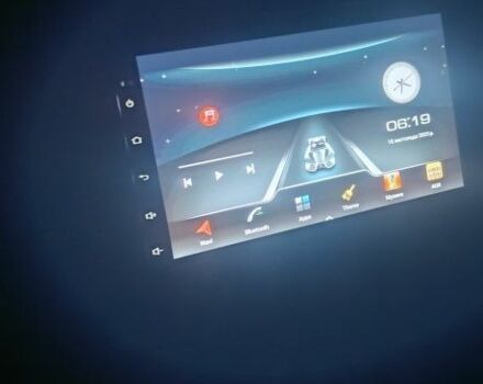 Сірий Фольксваген Туарег, об'ємом двигуна 2.5 л та пробігом 200 тис. км за 7500 $, фото 1 на Automoto.ua