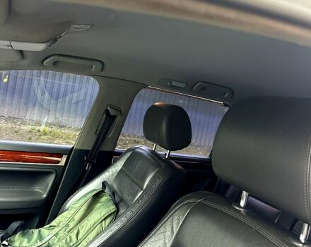 Сірий Фольксваген Туарег, об'ємом двигуна 3.2 л та пробігом 327 тис. км за 9500 $, фото 6 на Automoto.ua