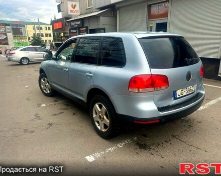 Серый Фольксваген Туарег, объемом двигателя 2.5 л и пробегом 450 тыс. км за 4200 $, фото 2 на Automoto.ua