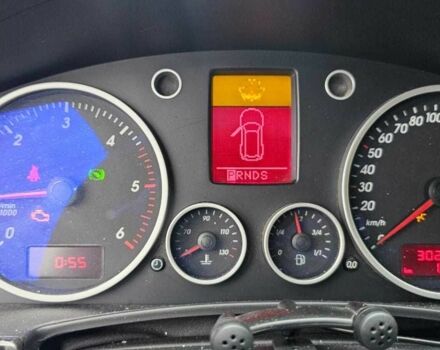 Сірий Фольксваген Туарег, об'ємом двигуна 3 л та пробігом 302 тис. км за 6402 $, фото 6 на Automoto.ua