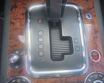 Фольксваген Туарег 2006 у Вилкове на Automoto.ua Сірий Фольксваген Туарег, об'ємом двигуна 2.46 л та пробігом 289 тис. км за 9500 $, фото 22 на Automoto.ua