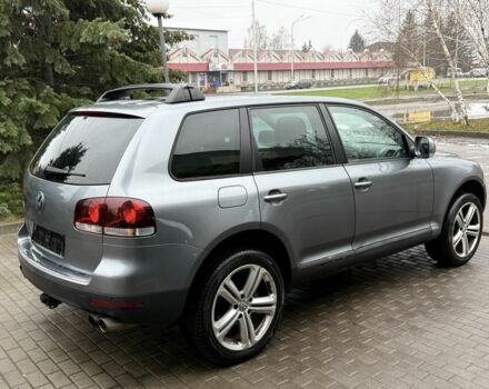 Серый Фольксваген Туарег, объемом двигателя 3 л и пробегом 287 тыс. км за 7150 $, фото 6 на Automoto.ua
