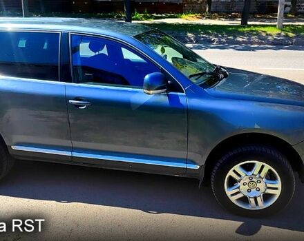 Сірий Фольксваген Туарег, об'ємом двигуна 3.2 л та пробігом 404 тис. км за 8000 $, фото 2 на Automoto.ua