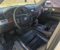 Фольксваген Туарег 2006 у Вилкове на Automoto.ua Сірий Фольксваген Туарег, об'ємом двигуна 2.46 л та пробігом 289 тис. км за 9500 $, фото 7 на Automoto.ua