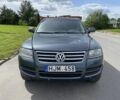 Сірий Фольксваген Туарег, об'ємом двигуна 3 л та пробігом 272 тис. км за 5650 $, фото 2 на Automoto.ua