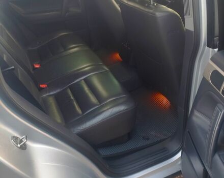 Серый Фольксваген Туарег, объемом двигателя 0 л и пробегом 270 тыс. км за 6961 $, фото 5 на Automoto.ua