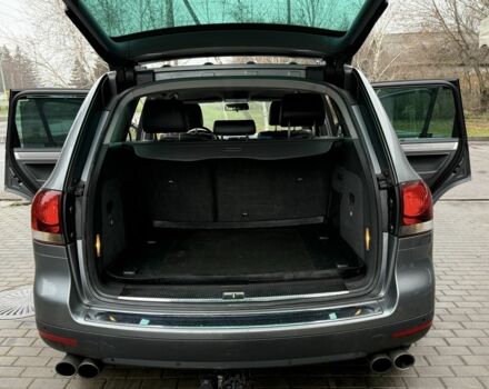 Серый Фольксваген Туарег, объемом двигателя 3 л и пробегом 287 тыс. км за 7150 $, фото 11 на Automoto.ua