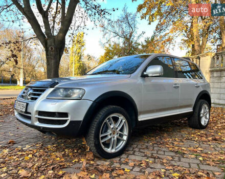 Серый Фольксваген Туарег, объемом двигателя 2.97 л и пробегом 188 тыс. км за 8900 $, фото 11 на Automoto.ua
