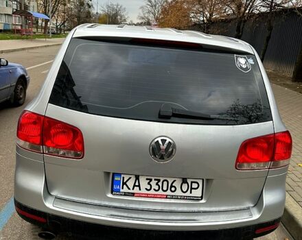 Сірий Фольксваген Туарег, об'ємом двигуна 3.2 л та пробігом 327 тис. км за 9500 $, фото 3 на Automoto.ua