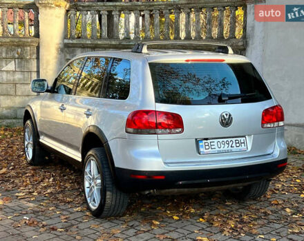 Серый Фольксваген Туарег, объемом двигателя 2.97 л и пробегом 188 тыс. км за 8900 $, фото 2 на Automoto.ua