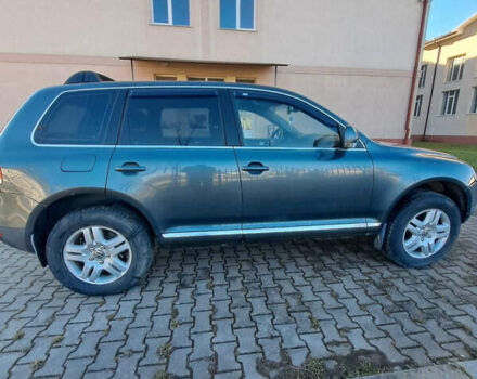 Сірий Фольксваген Туарег, об'ємом двигуна 2.97 л та пробігом 271 тис. км за 8499 $, фото 4 на Automoto.ua