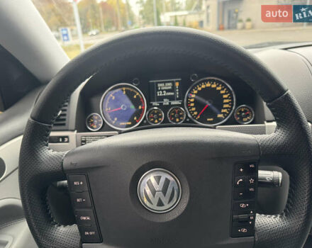 Сірий Фольксваген Туарег, об'ємом двигуна 2.97 л та пробігом 292 тис. км за 10900 $, фото 15 на Automoto.ua