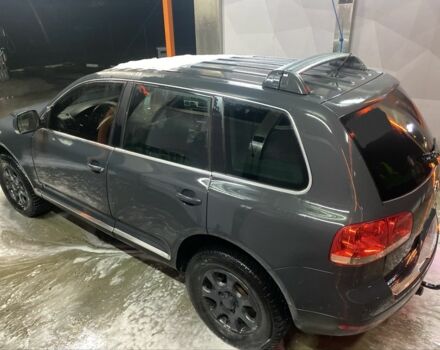 Серый Фольксваген Туарег, объемом двигателя 3.6 л и пробегом 280 тыс. км за 5700 $, фото 6 на Automoto.ua