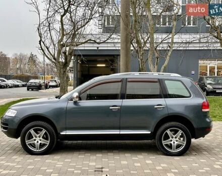 Серый Фольксваген Туарег, объемом двигателя 2.5 л и пробегом 254 тыс. км за 6700 $, фото 24 на Automoto.ua