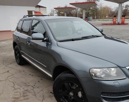 Сірий Фольксваген Туарег, об'ємом двигуна 0 л та пробігом 352 тис. км за 6904 $, фото 5 на Automoto.ua