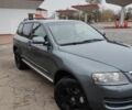 Сірий Фольксваген Туарег, об'ємом двигуна 0 л та пробігом 352 тис. км за 6904 $, фото 5 на Automoto.ua