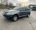 Сірий Фольксваген Туарег, об'ємом двигуна 2.5 л та пробігом 350 тис. км за 4500 $, фото 8 на Automoto.ua