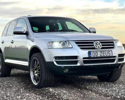 Сірий Фольксваген Туарег, об'ємом двигуна 3 л та пробігом 234 тис. км за 3800 $, фото 2 на Automoto.ua