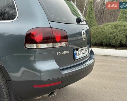 Серый Фольксваген Туарег, объемом двигателя 2.5 л и пробегом 138 тыс. км за 8999 $, фото 30 на Automoto.ua