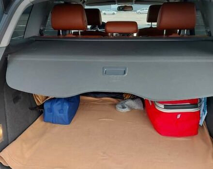 Серый Фольксваген Туарег, объемом двигателя 2.97 л и пробегом 245 тыс. км за 12000 $, фото 7 на Automoto.ua