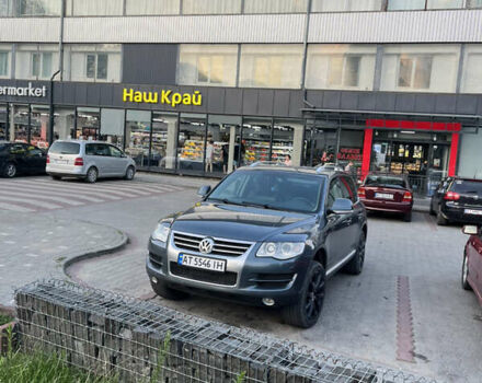 Фольксваген Туарег 2007 у Івано-Франківську на Automoto.ua Сірий Фольксваген Туарег, об'ємом двигуна 3 л та пробігом 235 тис. км за 12650 $, фото 3 на Automoto.ua