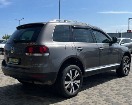 Серый Фольксваген Туарег, объемом двигателя 3.6 л и пробегом 153 тыс. км за 10700 $, фото 6 на Automoto.ua