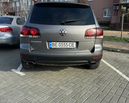 Сірий Фольксваген Туарег, об'ємом двигуна 2.97 л та пробігом 267 тис. км за 10000 $, фото 1 на Automoto.ua