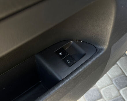 Серый Фольксваген Туарег, объемом двигателя 3.6 л и пробегом 153 тыс. км за 10700 $, фото 12 на Automoto.ua