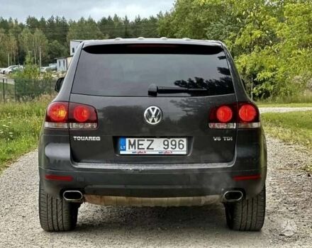 Серый Фольксваген Туарег, объемом двигателя 3 л и пробегом 391 тыс. км за 8115 $, фото 19 на Automoto.ua