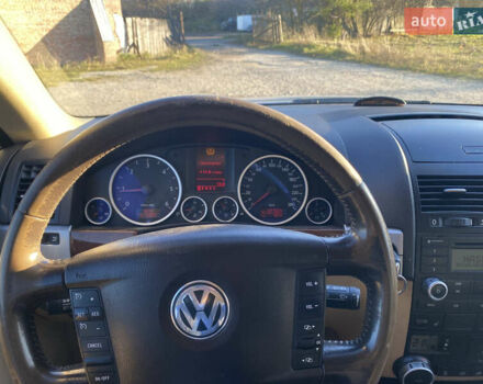 Фольксваген Туарег 2007 у Збараже на Automoto.ua Сірий Фольксваген Туарег, об'ємом двигуна 3 л та пробігом 227 тис. км за 10000 $, фото 21 на Automoto.ua