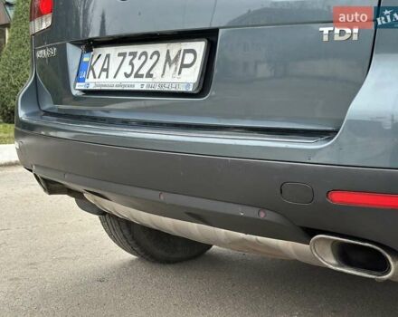 Серый Фольксваген Туарег, объемом двигателя 2.5 л и пробегом 138 тыс. км за 8999 $, фото 9 на Automoto.ua