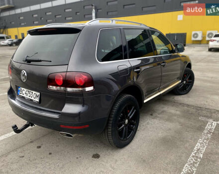 Сірий Фольксваген Туарег, об'ємом двигуна 3 л та пробігом 264 тис. км за 13200 $, фото 15 на Automoto.ua