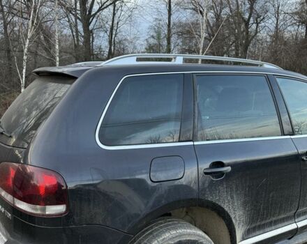 Сірий Фольксваген Туарег, об'ємом двигуна 3 л та пробігом 250 тис. км за 6150 $, фото 4 на Automoto.ua