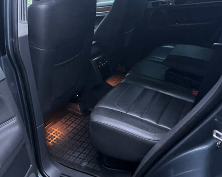 Фольксваген Туарег 2007 у Івано-Франківську на Automoto.ua Сірий Фольксваген Туарег, об'ємом двигуна 3 л та пробігом 235 тис. км за 12650 $, фото 21 на Automoto.ua