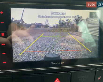 Сірий Фольксваген Туарег, об'ємом двигуна 3 л та пробігом 264 тис. км за 13200 $, фото 28 на Automoto.ua