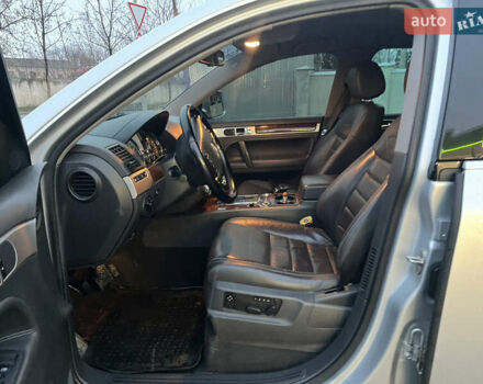 Сірий Фольксваген Туарег, об'ємом двигуна 3.6 л та пробігом 247 тис. км за 10950 $, фото 11 на Automoto.ua