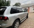 Сірий Фольксваген Туарег, об'ємом двигуна 3 л та пробігом 285 тис. км за 10900 $, фото 3 на Automoto.ua