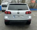 Серый Фольксваген Туарег, объемом двигателя 3.6 л и пробегом 295 тыс. км за 8800 $, фото 10 на Automoto.ua
