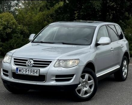 Серый Фольксваген Туарег, объемом двигателя 3 л и пробегом 219 тыс. км за 3700 $, фото 1 на Automoto.ua